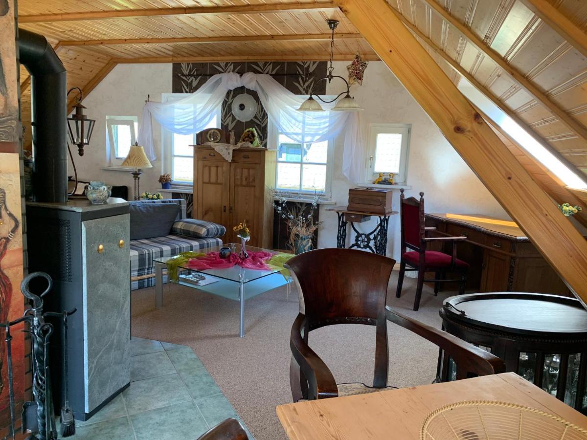 „Rentmeisterhaus Basedow“ Basedow  Buitenkant foto